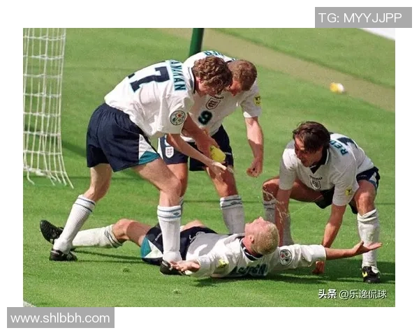 欧洲足球明星生日庆祝视频回顾精彩瞬间与感人祝福